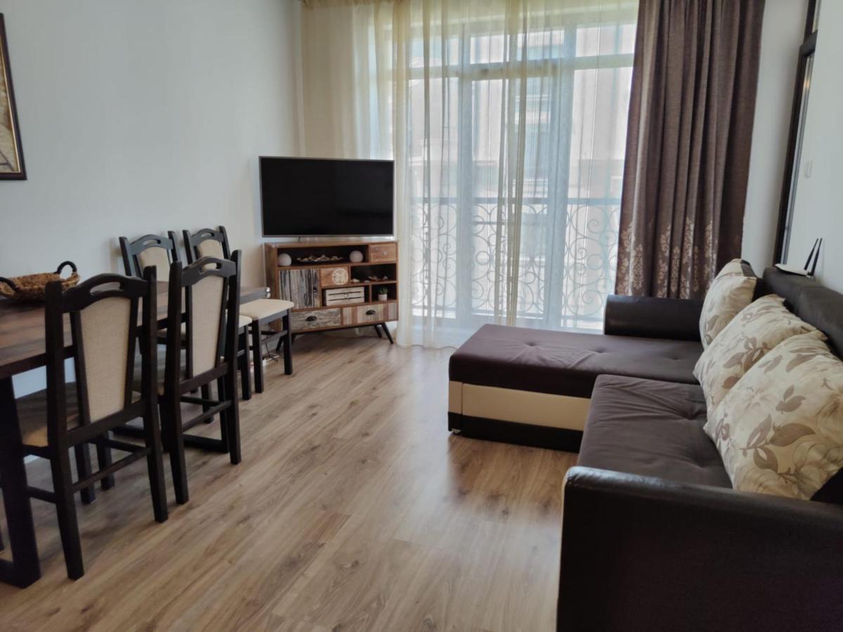 Studio Aivasovskij Park - Meters Away From Beach بوموري المظهر الخارجي الصورة